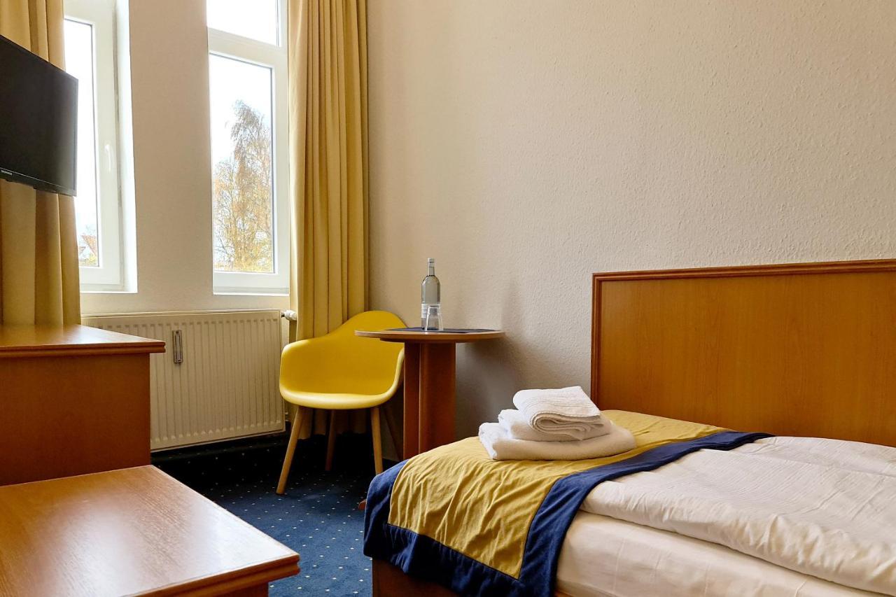 Hotel Zur Traube Kuehlungsborn Ngoại thất bức ảnh