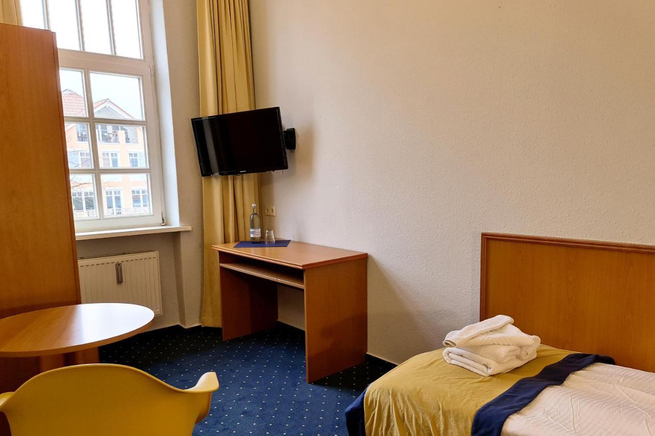 Hotel Zur Traube Kuehlungsborn Ngoại thất bức ảnh
